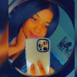 Meet your Posher, Anneris